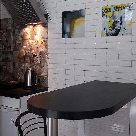 Apartment With Fireplace Львів Екстер'єр фото