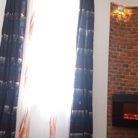 Apartment With Fireplace Львів Екстер'єр фото